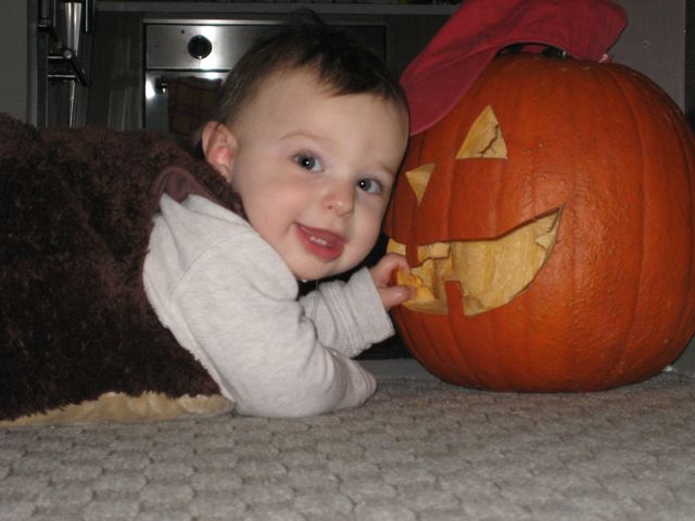 2009-10-31-Halloween - 67