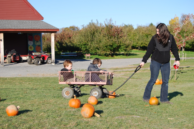 2011-11-05-ApplePicking - 278