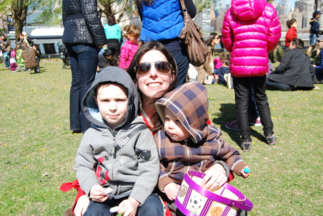 2012-04-07-EasterEggHunt - 03