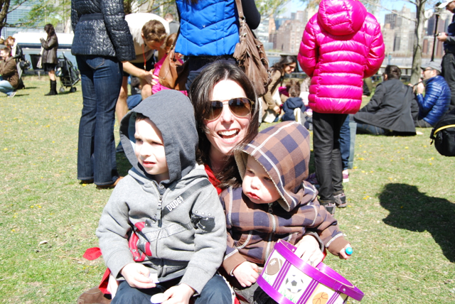 2012-04-07-EasterEggHunt - 06