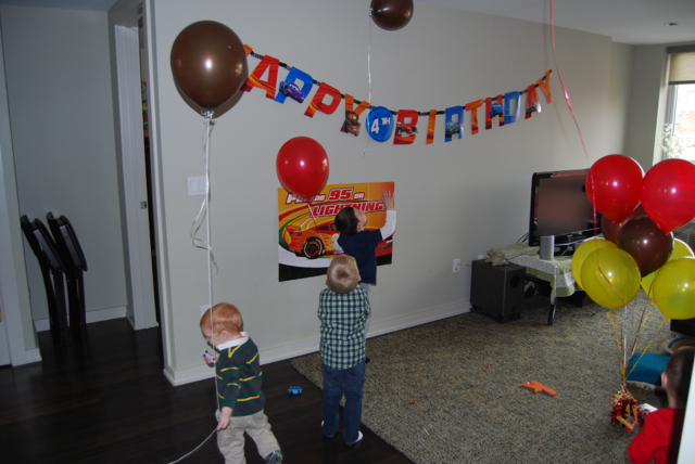 2012-11-10-DavisBirthday - 3