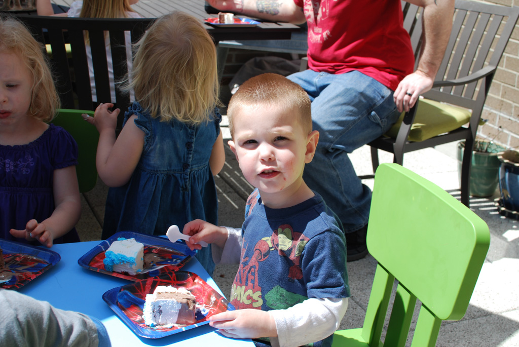 2013-05-04-Carter3rdBirthdayParty-44.jpg