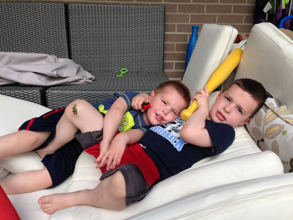 2013-05-20-TerracePillowFun-171.jpg
