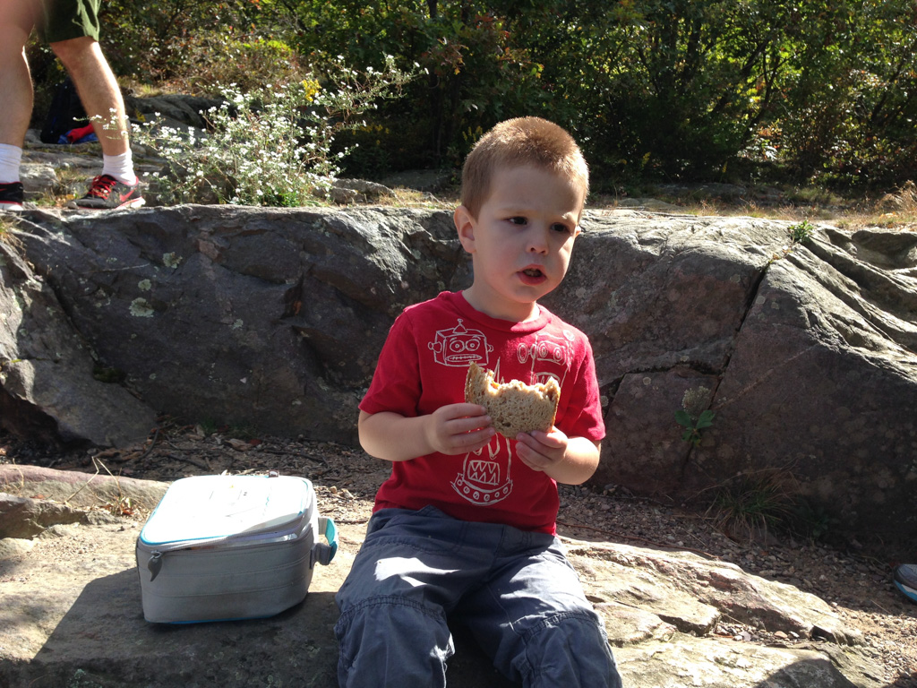 2013-09-28-HikingGreenwoodLake-60.jpg