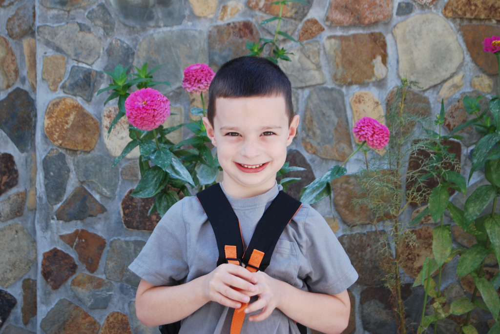 2013-09-09-FirstDayOfKindergarten-10.jpg
